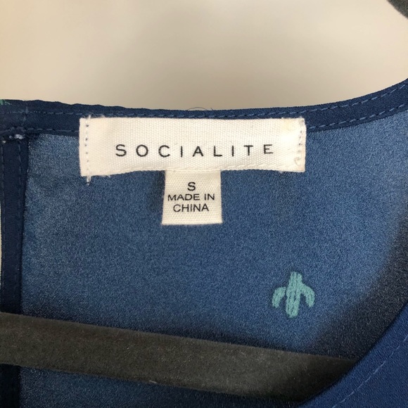 Socialite blue cactus print tie front blouse small - Picture 6 of 8